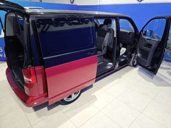 VOLKSWAGEN Multivan 2.0 TDI 140 DSG BMT Comfortline Edition - Imagen 2