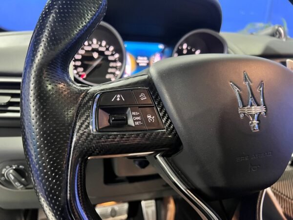 MASERATI Levante V6 275 HP D AWD GranSport - Imagen 25
