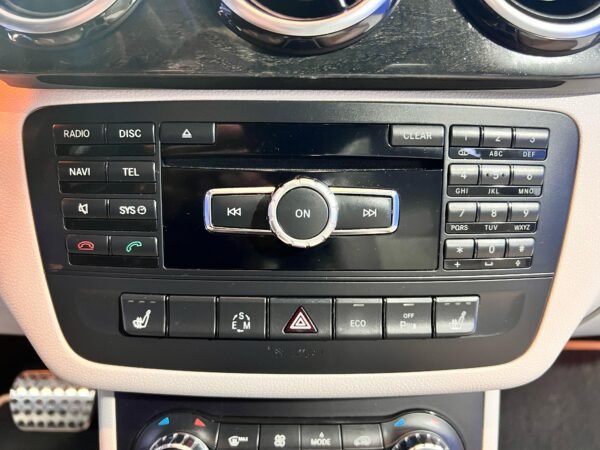 MERCEDES-BENZ Clase B B 200 CDI AMG Line - Imagen 23