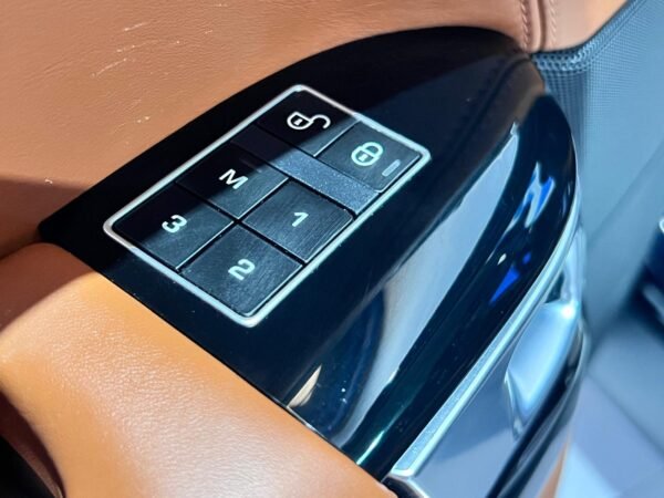 RANGE ROVER AUTOBIOGRAPHY - Imagen 17