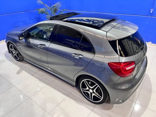 MERCEDES CLASE A200 AMG LINE - Imagen 8