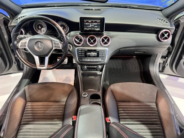 MERCEDES CLASE A200 CDI AMG LINE - Imagen 16