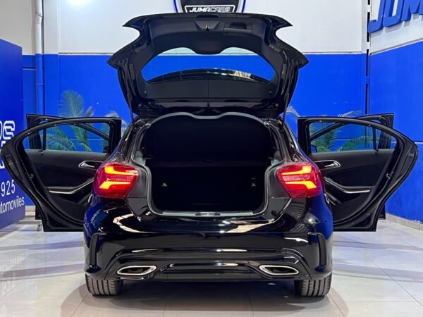 MERCEDES BENZ CLASE A200 AMG LINE - Imagen 13
