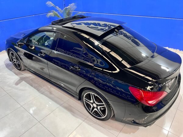 MERCEDES BENZ CLA 220 AMG LINE - Imagen 7