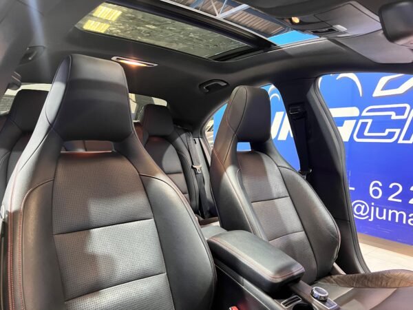 MERCEDES BENZ CLA 220 AMG LINE - Imagen 20