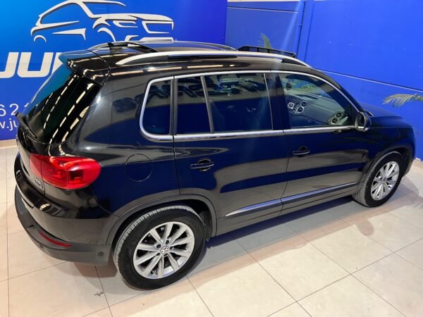 VOLKSWAGEN TIGUAN 2.0 TDI HIGHLINE - Imagen 10
