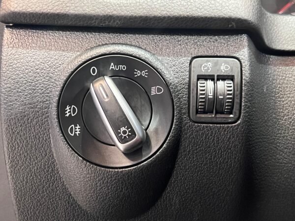 VOLKSWAGEN TIGUAN 2.0 TDI HIGHLINE - Imagen 18