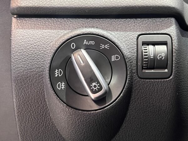 VOLKSWAGEN TIGUAN 2.0 TDI DSG - Imagen 21