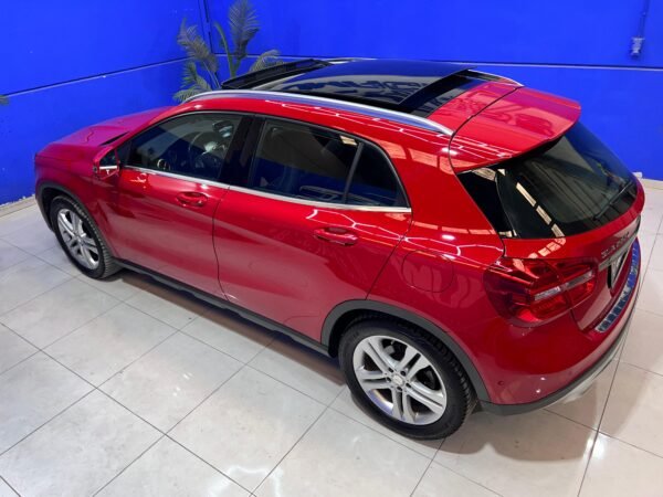 MERCEDES GLA220D - Imagen 7