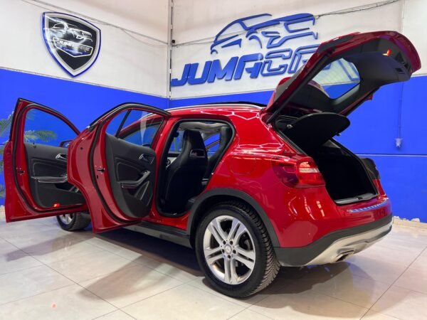 MERCEDES GLA220D - Imagen 12