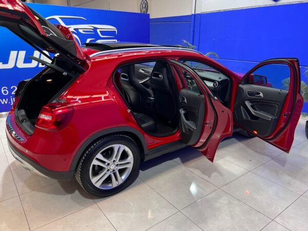 MERCEDES GLA220D - Imagen 14