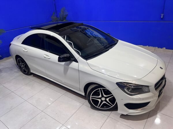 MERCEDES CLA 220 AMG - Imagen 3