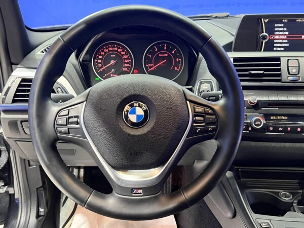 BMW SERIE 1 120D - Imagen 19