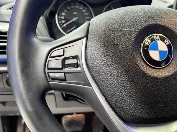 BMW SERIE 1 120D - Imagen 23