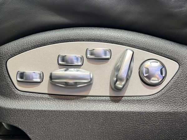 PORSCHE MACAN TURBO - Imagen 23
