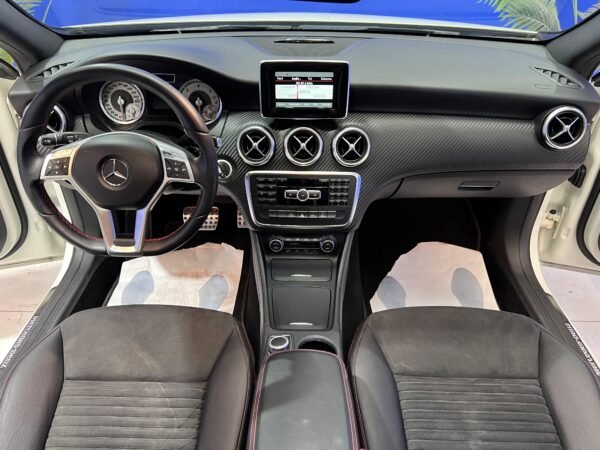 MERCEDES CLASE A220D - Imagen 16