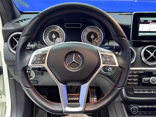 MERCEDES CLASE A220D - Imagen 19