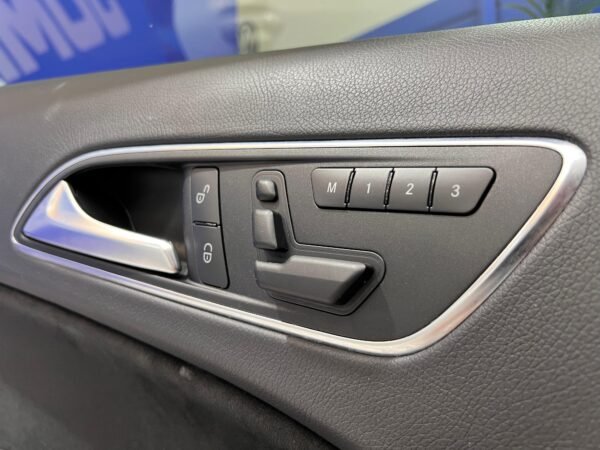 MERCEDES CLASE A220D - Imagen 21