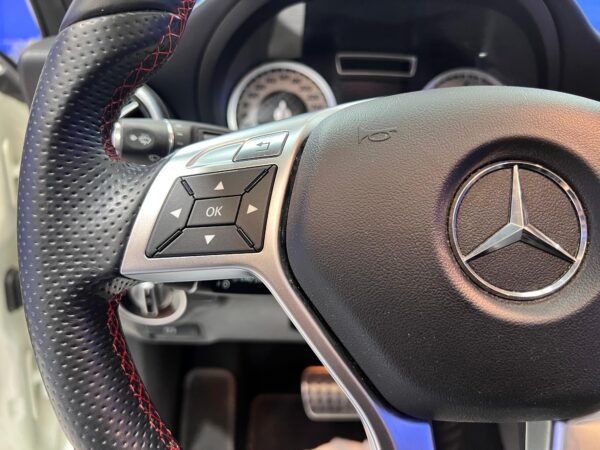 MERCEDES CLASE A220D - Imagen 24