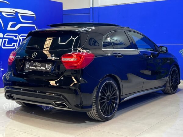 MERCEDES A45 AMG - Imagen 12