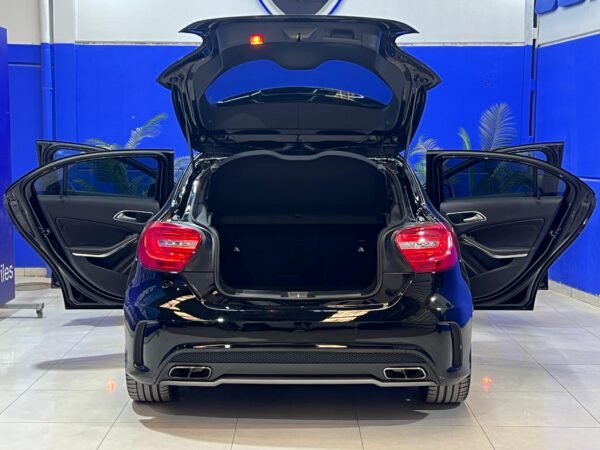 MERCEDES A45 AMG - Imagen 13