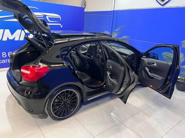 MERCEDES A45 AMG - Imagen 14