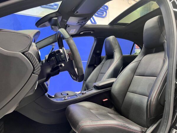 MERCEDES A45 AMG - Imagen 21