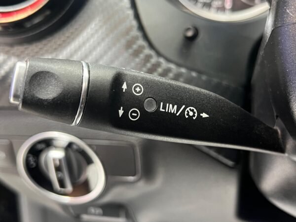 MERCEDES A45 AMG - Imagen 25