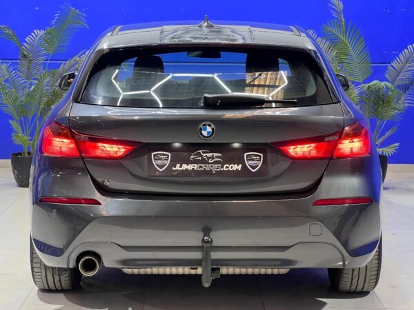 BMW SERIE 1 118i 2020 - Imagen 10