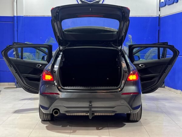 BMW SERIE 1 118i 2020 - Imagen 14