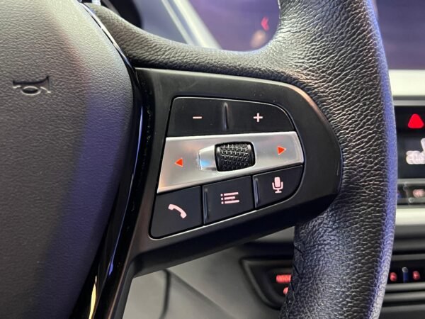 BMW SERIE 1 118i 2020 - Imagen 23
