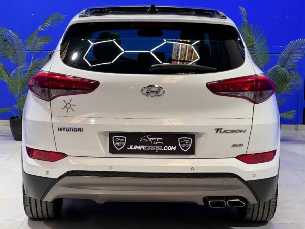 HYUNDAI TUCSON EDICIÓN 25 ANIVERSARIO 2.0 184 CABALLOS 4X4 - Imagen 9