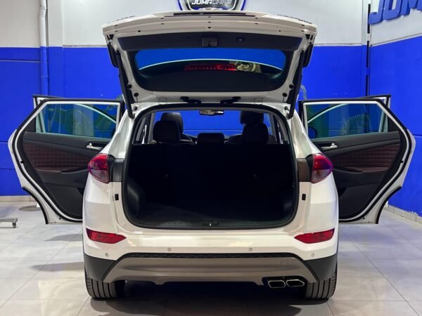 HYUNDAI TUCSON EDICIÓN 25 ANIVERSARIO 2.0 184 CABALLOS 4X4 - Imagen 14