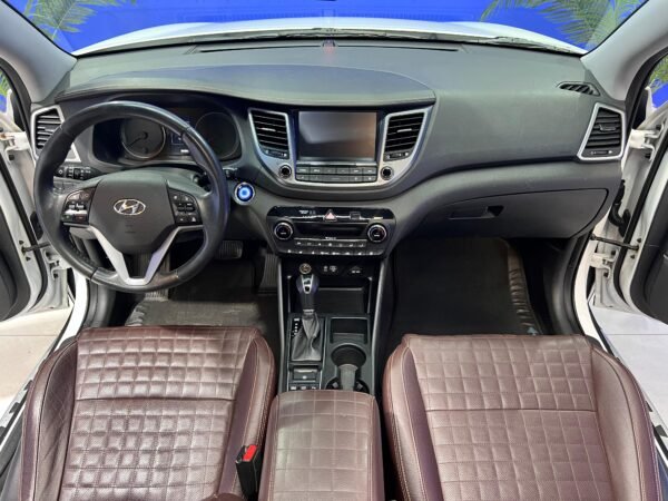 HYUNDAI TUCSON EDICIÓN 25 ANIVERSARIO 2.0 184 CABALLOS 4X4 - Imagen 18