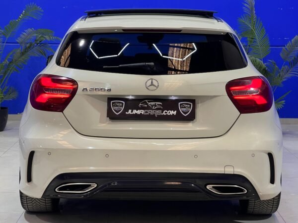 MERCEDES CLASE A200D AMG LINE - Imagen 10