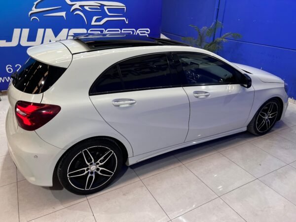 MERCEDES CLASE A200D AMG LINE - Imagen 9