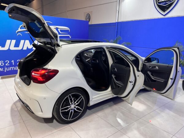 MERCEDES CLASE A200D AMG LINE - Imagen 16