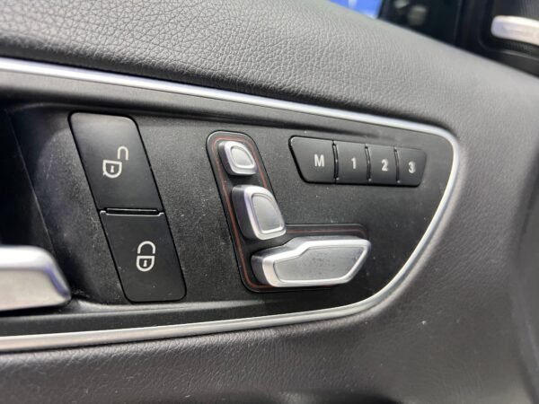 MERCEDES CLASE A200D AMG LINE - Imagen 19