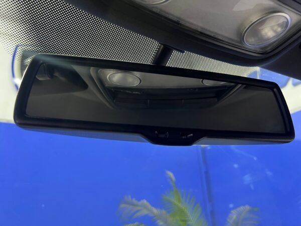 VOLKSWAGEN GOLF R-LINE 2.0 TDI 140 CABALLOS - Imagen 19