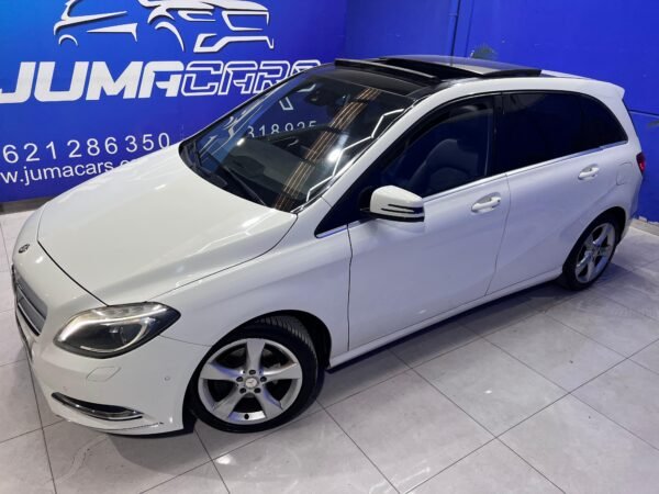 MERCEDES B180 AMG LINE - Imagen 3