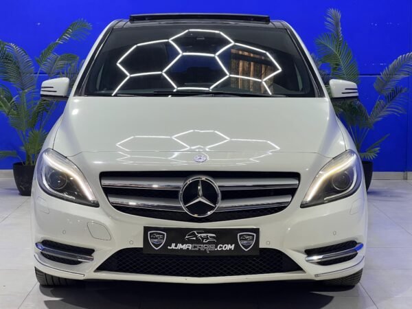 MERCEDES B180 AMG LINE - Imagen 10