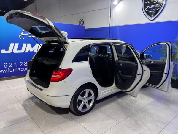 MERCEDES B180 AMG LINE - Imagen 13
