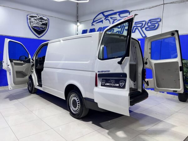 VOLKSWAGEN TRANSPORTER T6 - Imagen 12