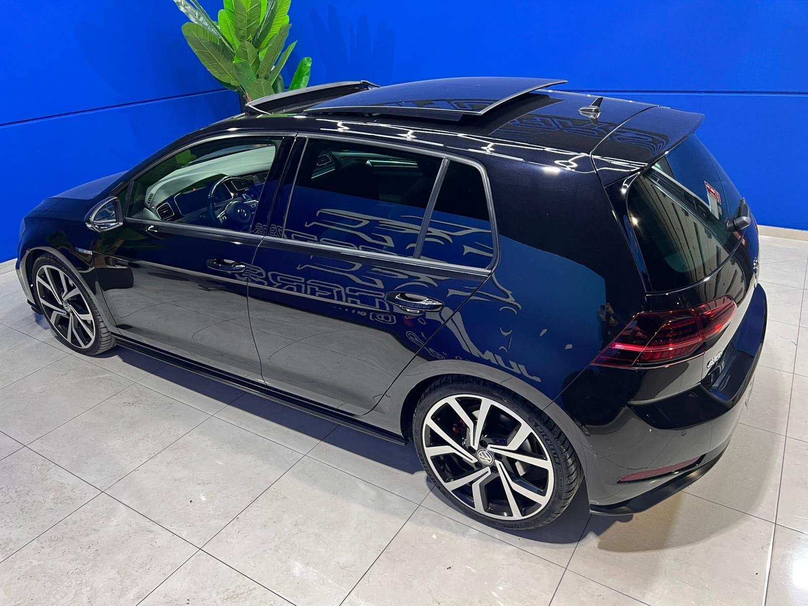 VOLKSWAGEN GOLF GTD 2019 - Imagen 7