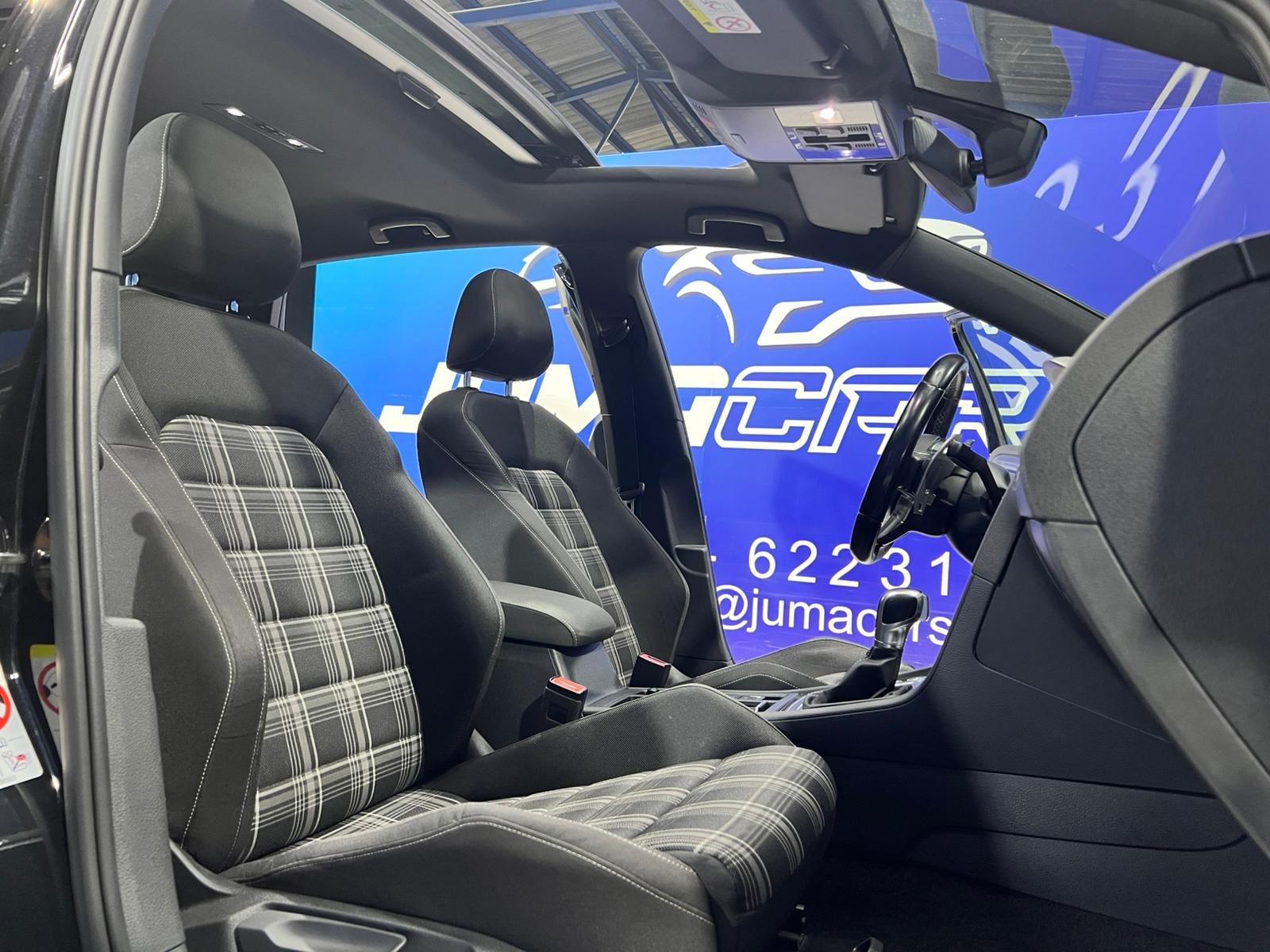 VOLKSWAGEN GOLF GTD 2019 - Imagen 23