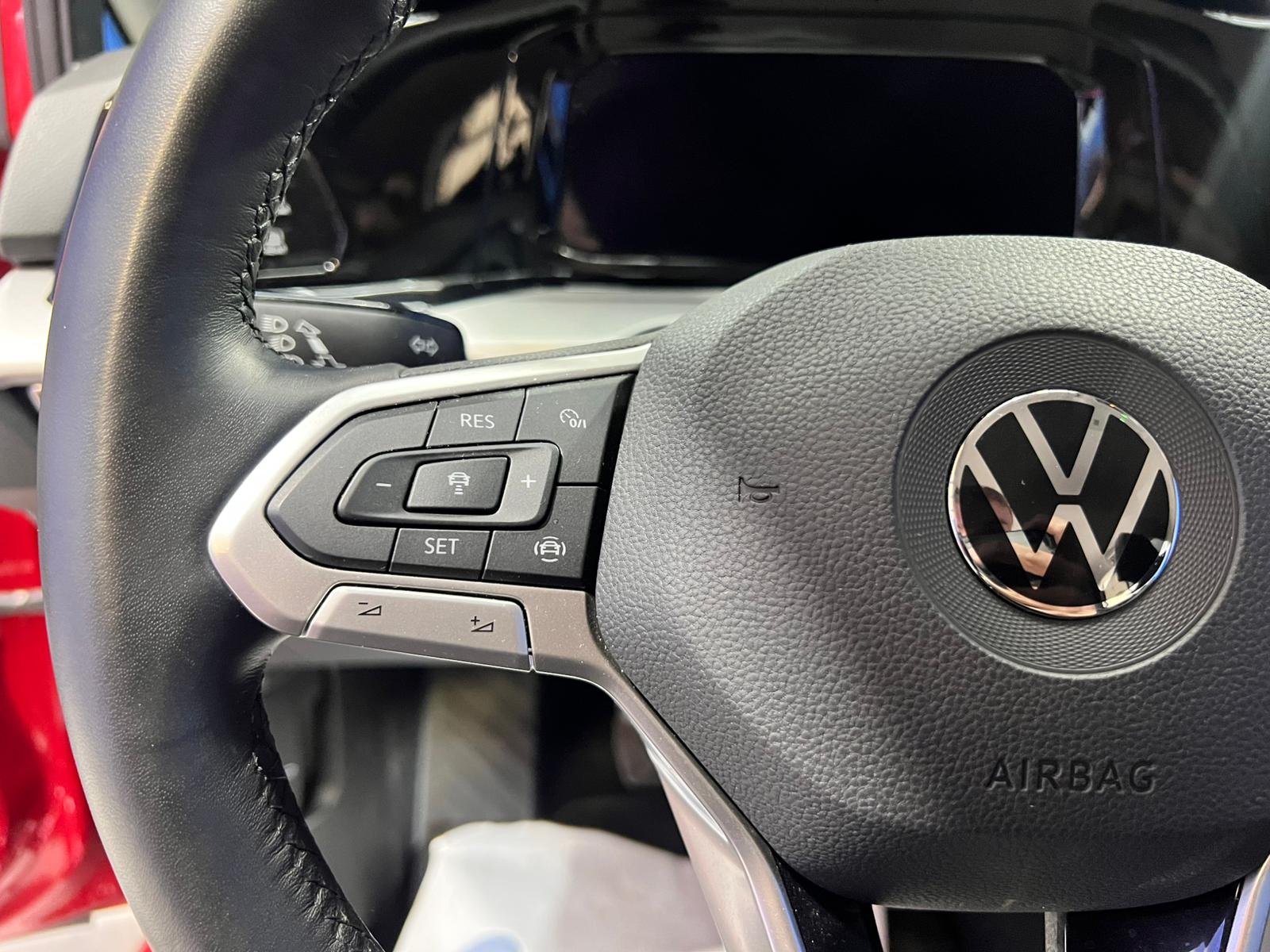 VOLKSWAGEN GOLF 8 130CV - Imagen 27