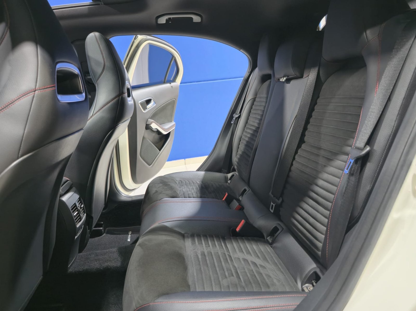 MERCEDES A200CDI AMG - Imagen 16