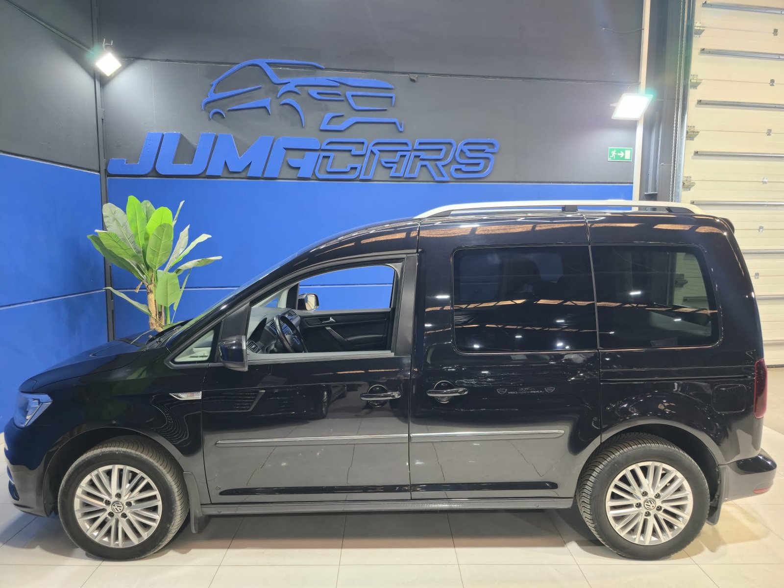 VOLKSWAGEN Caddy Comfortline 2.0 TDI - Imagen 6