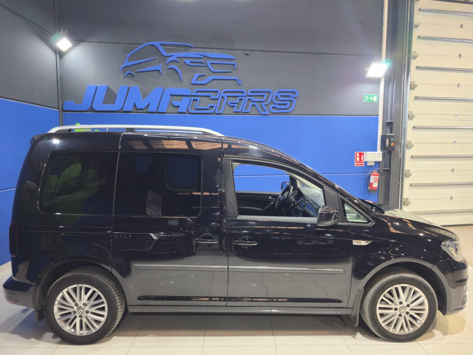 VOLKSWAGEN Caddy Comfortline 2.0 TDI - Imagen 8